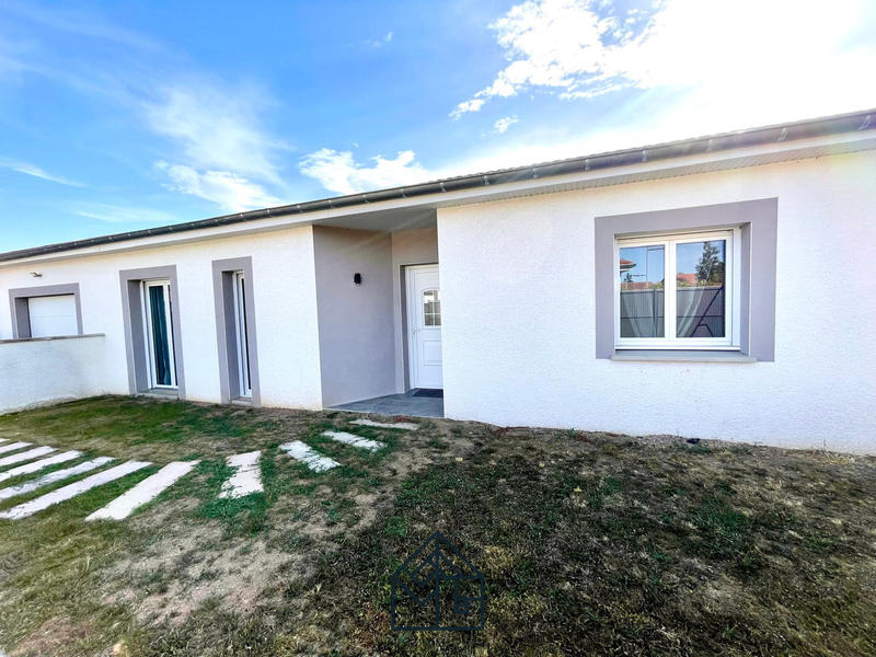 Maison - 105 m² - 4 pièces