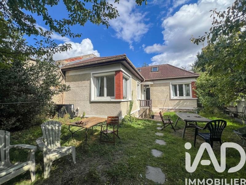 Maison - 106 m² - 8 pièces