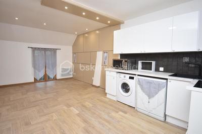 Maison - 97 m² - 5 pièces