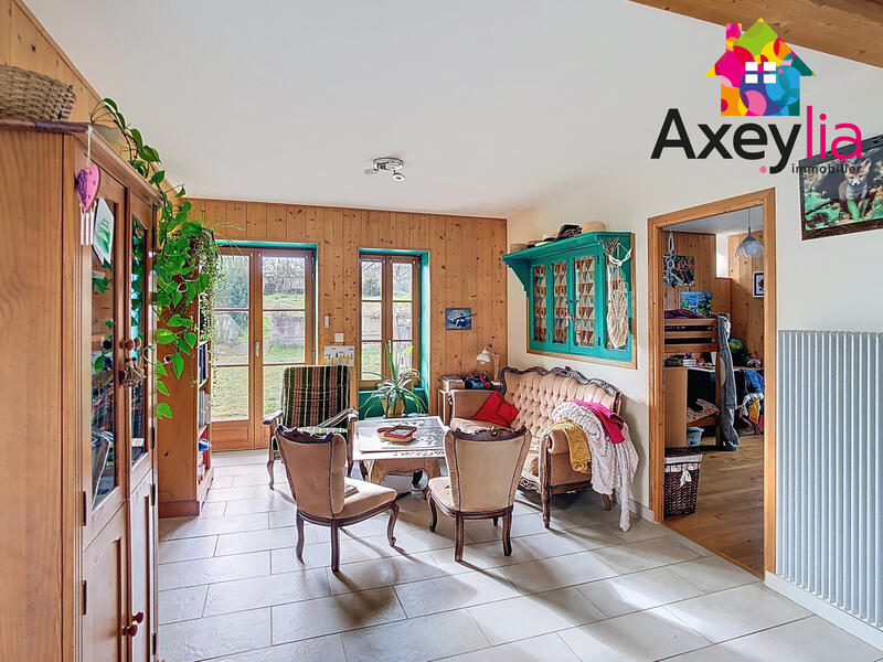 Propriété - 322 m² - 15 pièces