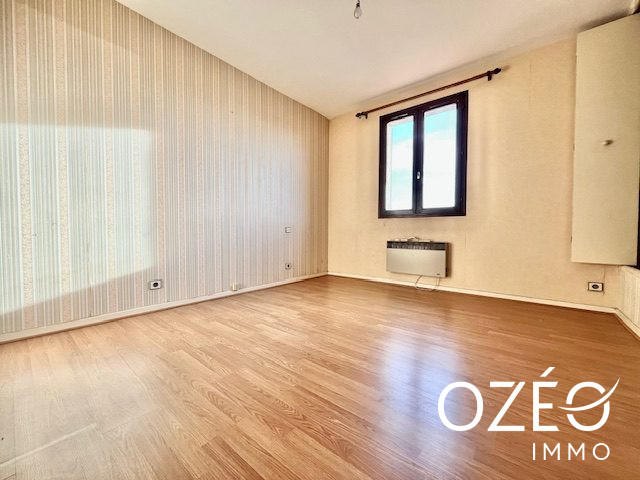 Maison traditionnelle - 110 m² - 4 pièces