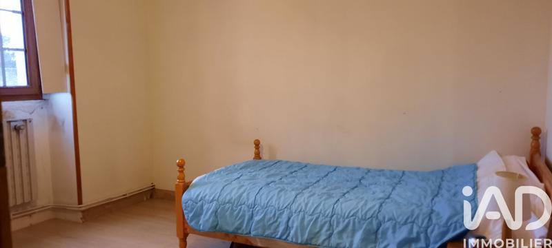 Maison - 180 m² - 8 pièces