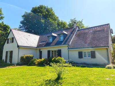 Maison - 190 m² - 7 pièces