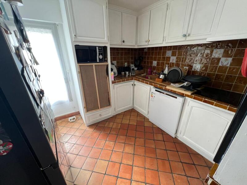 Maison - 216 m² - 6 pièces