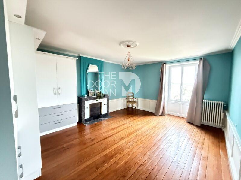 Maison de maîtres - 210 m² - 8 pièces