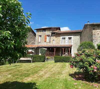 Maison en pierre - 146 m² - 6 pièces