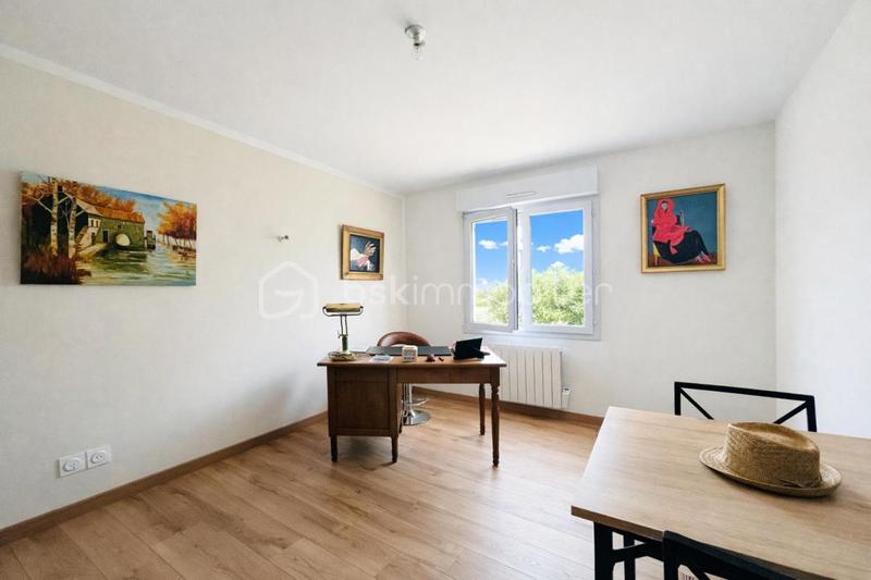 Maison - 104 m² - 4 pièces