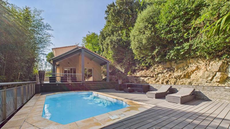 Maison - 155 m² - 5 pièces