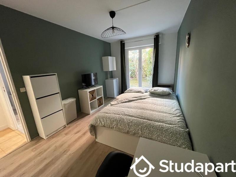 Chambre - 11 m² - 1 pièce