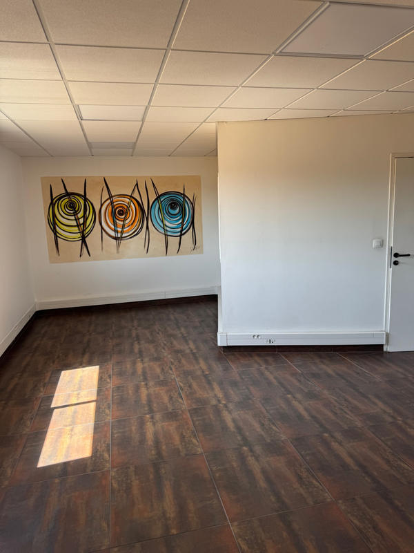 Local d'activités - 1 701 m²