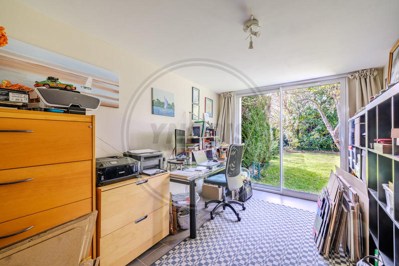 Maison - 268 m² - 11 pièces