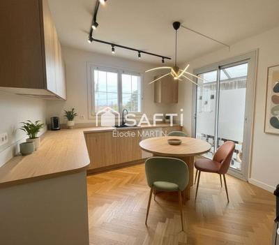 Maison - 170 m² - 7 pièces