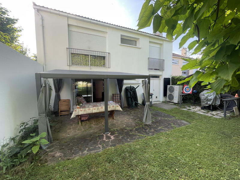 Maison - 100 m² - 5 pièces