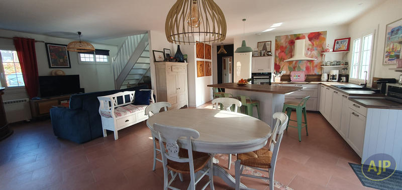 Maison - 125 m² - 4 pièces