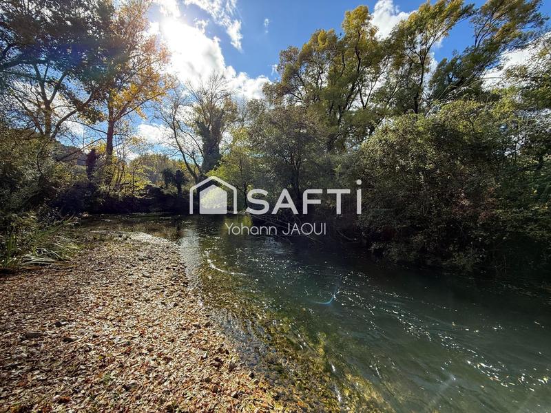 Maison - 570 m² - 14 pièces