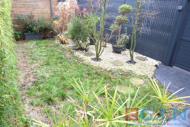 Maison - 170 m² - 10 pièces