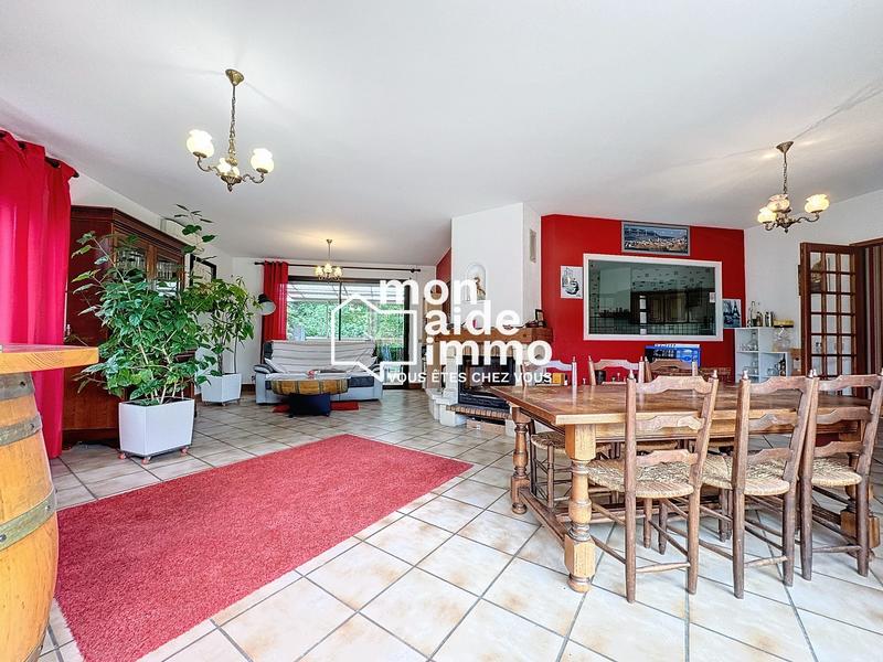 Maison - 116 m² - 10 pièces