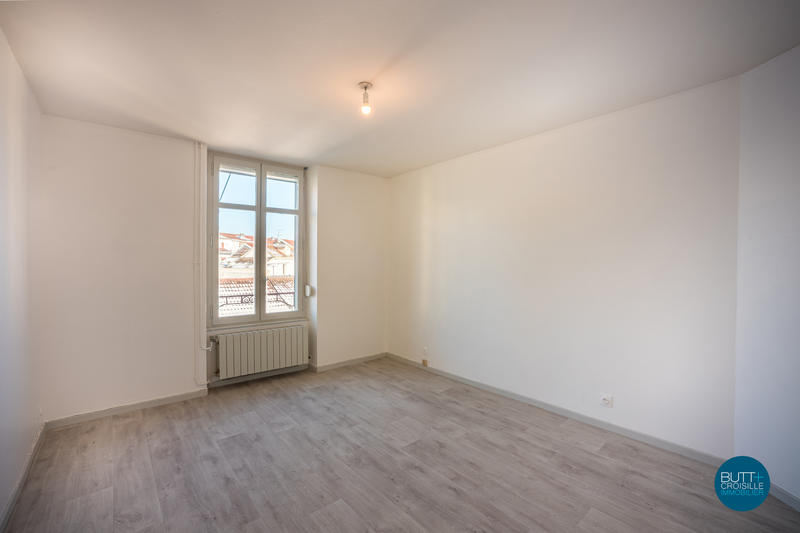Appartement - 94 m² - 4 pièces