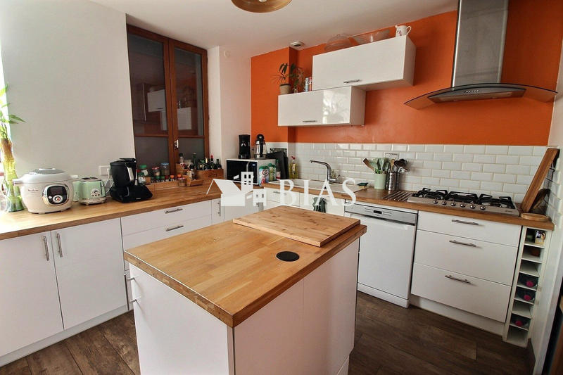 Maison - 174 m² - 7 pièces