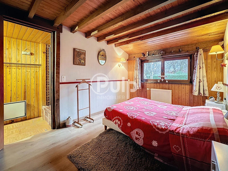 Maison - 248 m² - 13 pièces