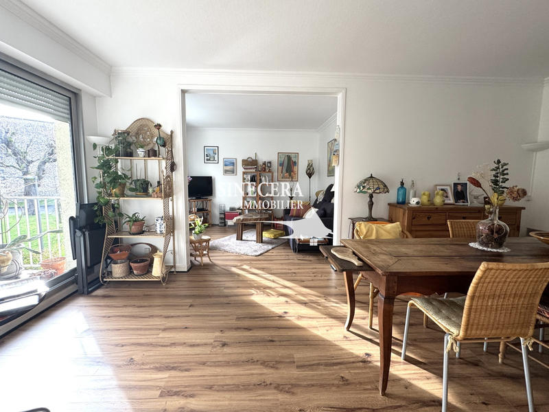 Appartement - 85 m² - 4 pièces