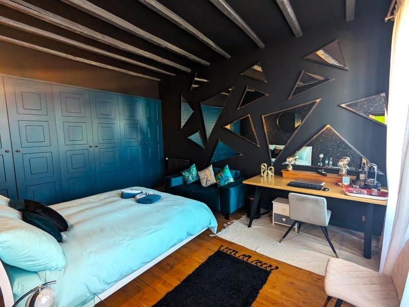 Demeure - 232 m² - 6 pièces