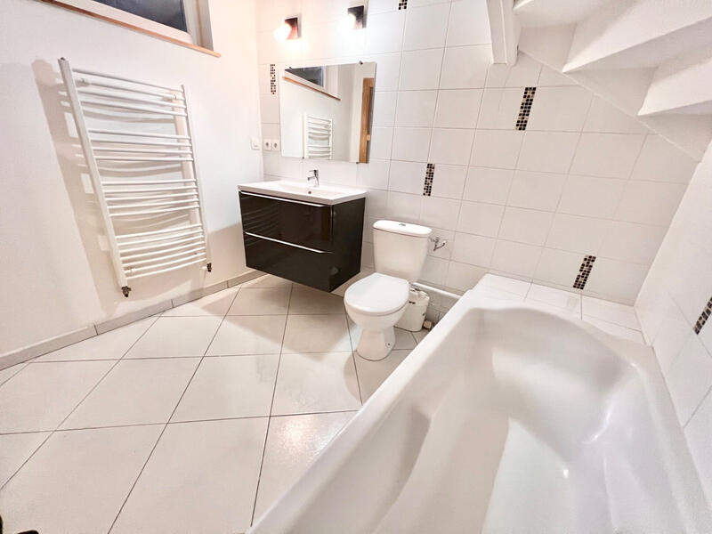 Appartement - 49 m² - 2 pièces