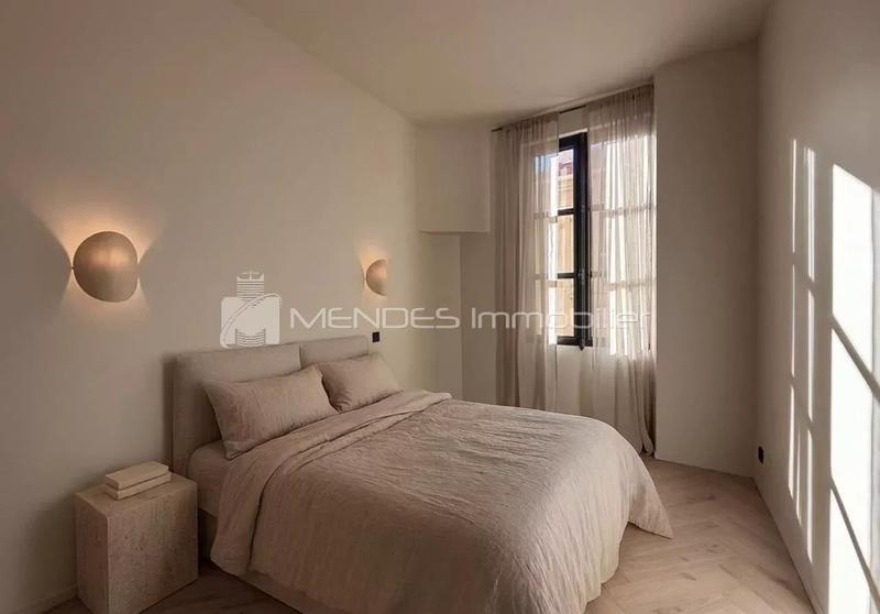 Appartement - 92 m² - 4 pièces