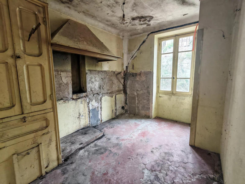 Maison - 150 m² - 7 pièces