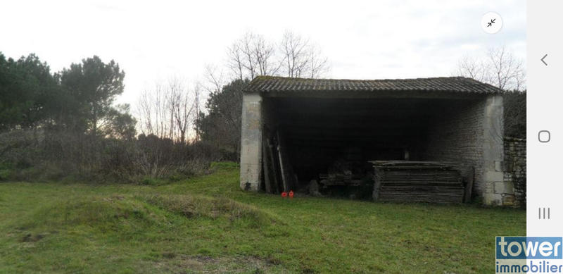 Propriété - 600 m² - 1 pièce