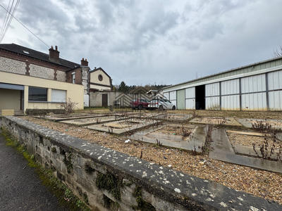 Local d'activités - 292 m² - 5 pièces