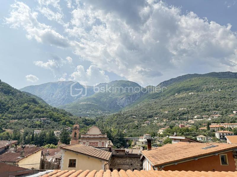 Appartement - 82 m² - 3 pièces