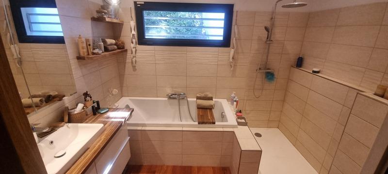 Villa - 205 m² - 5 pièces