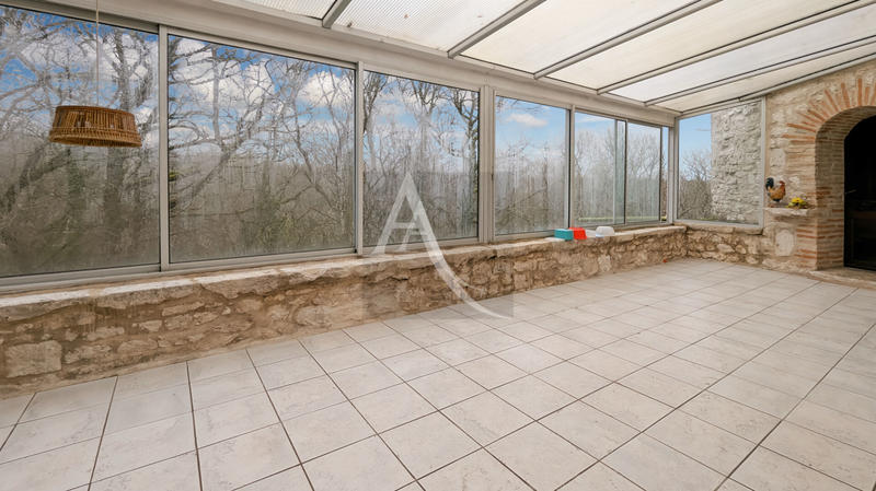 Maison - 186 m² - 5 pièces