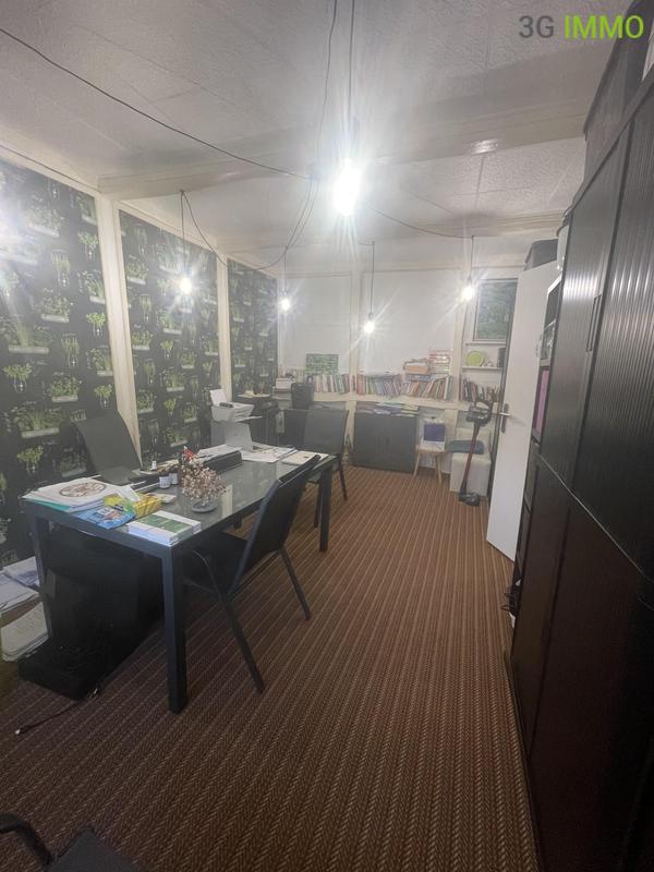 Fonds de commerce - Magasins - 58 m²