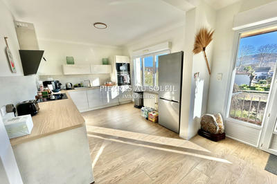 Maison - 103 m² - 4 pièces