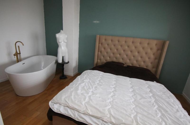 Maison - 180 m² - 7 pièces