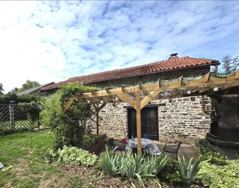 Maison - 160 m² - 8 pièces