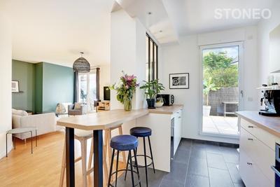 Appartement ancien - 98 m² - 4 pièces