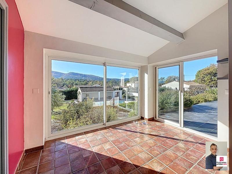 Villa - 184 m² - 7 pièces