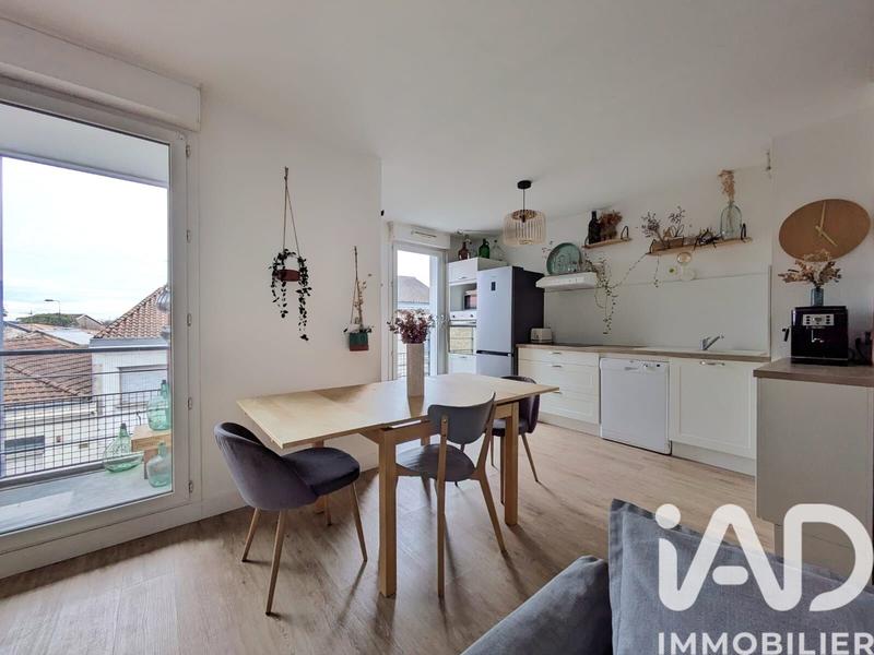 Appartement - 64 m² - 3 pièces