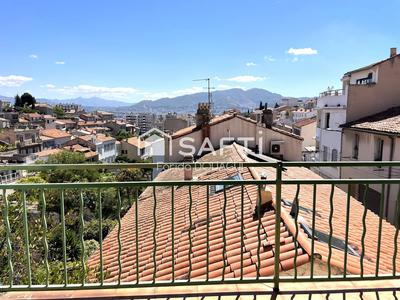 Maison - 162 m² - 6 pièces