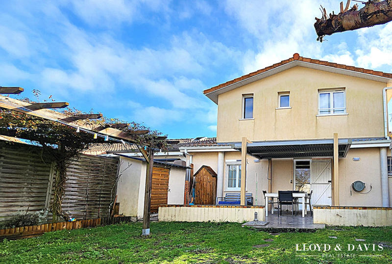 Maison - 113 m² - 5 pièces