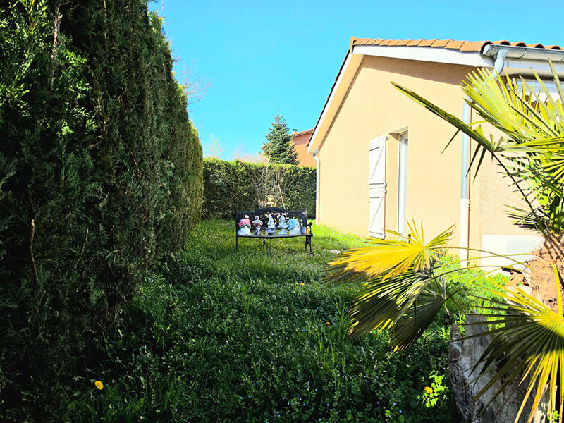 Maison - 95 m² - 5 pièces