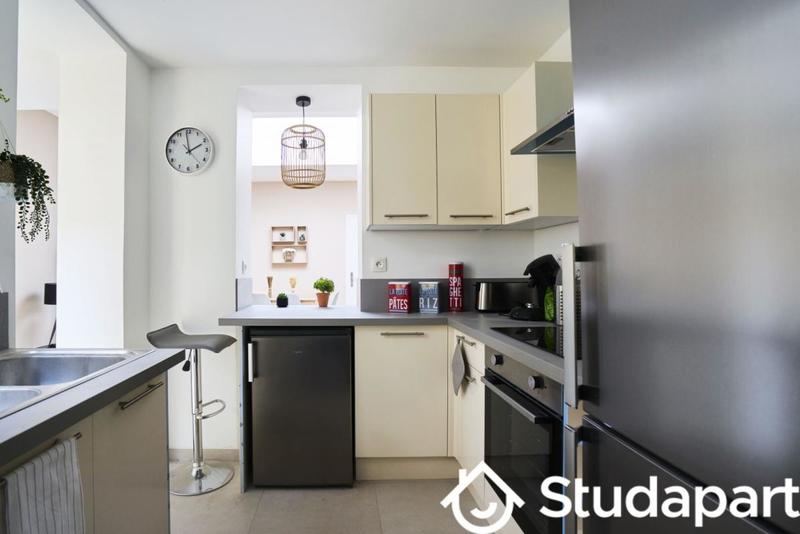 Chambre - 13 m² - 1 pièce