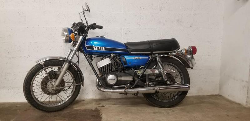 Yamaha Rd 250 yamaha bleu 0250 656