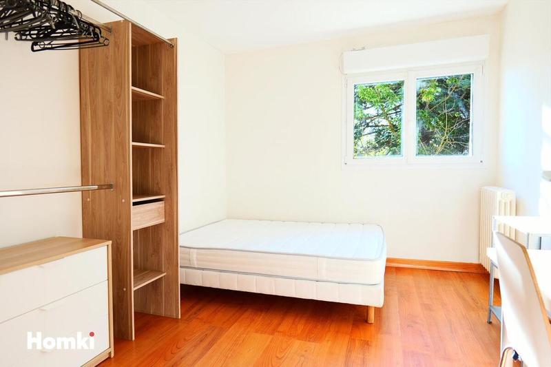 Appartement - 87 m² - 5 pièces