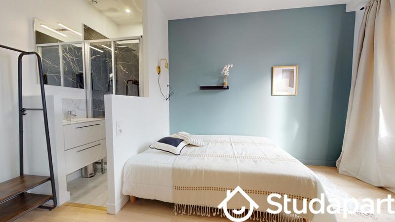 Chambre - 11 m² - 1 pièce