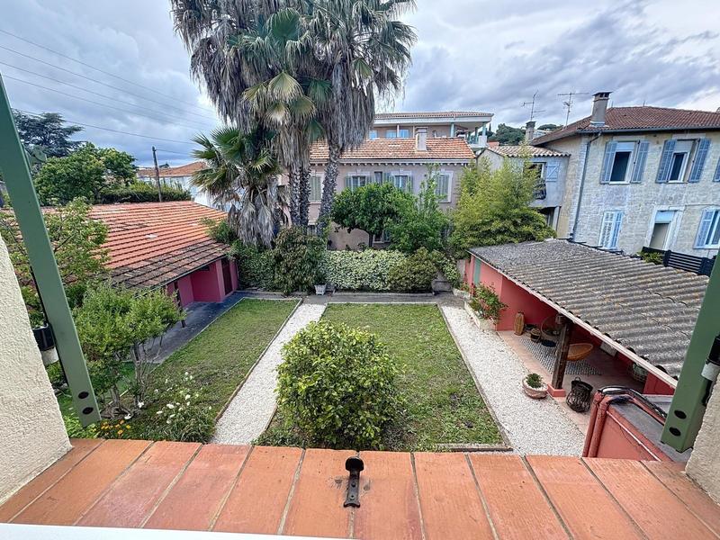 Villa - 170 m² - 6 pièces