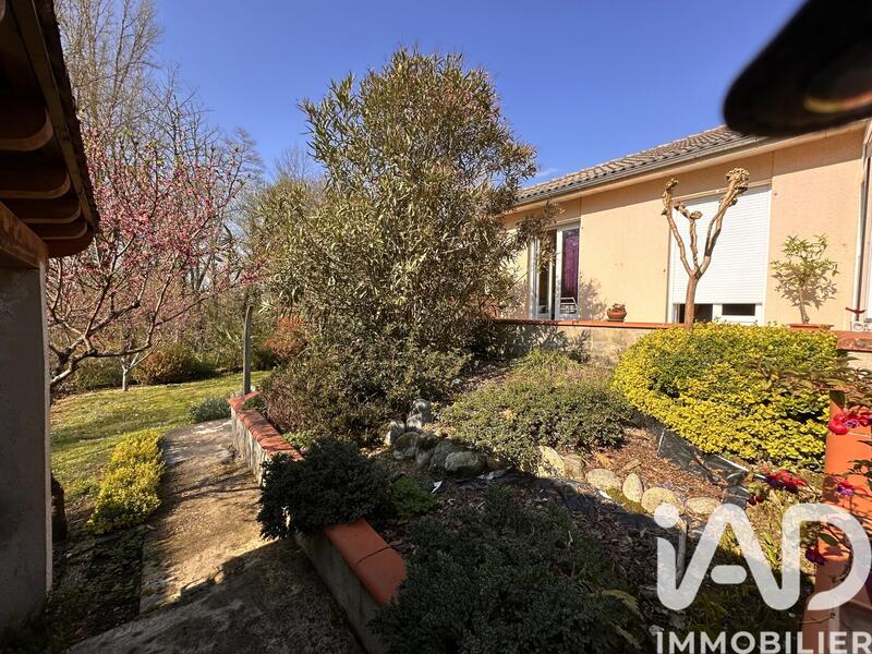 Maison - 91 m² - 5 pièces